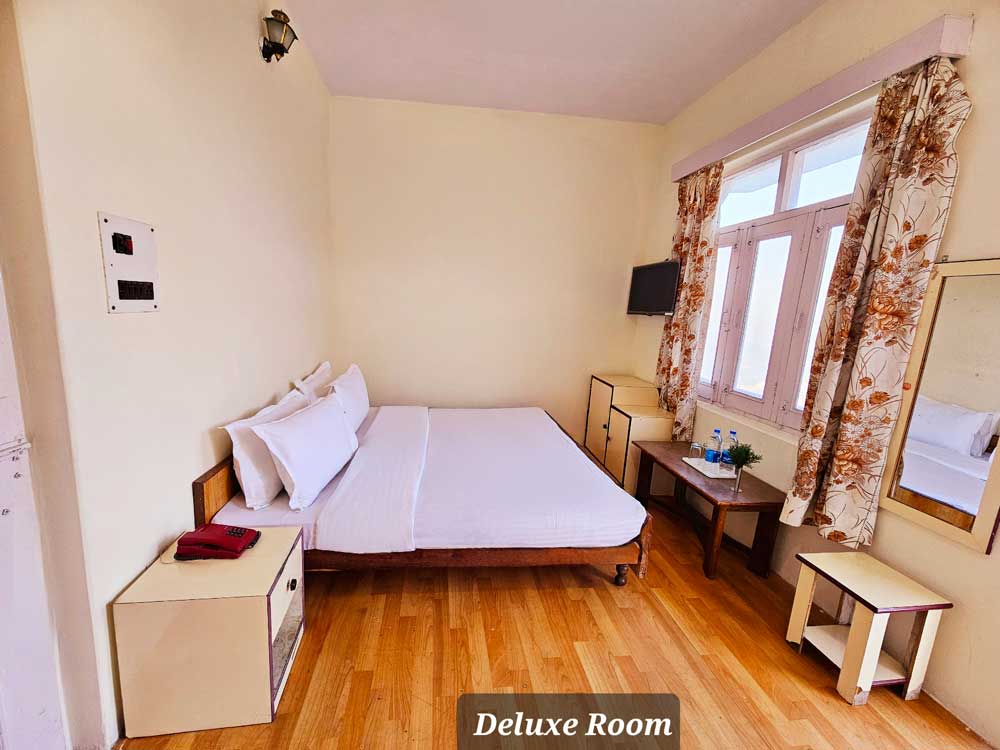 Hotel Sagar-Deluxe Room
